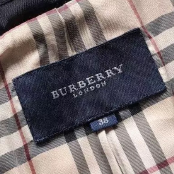 vintage Burberry coat - Picture 2 of 7
